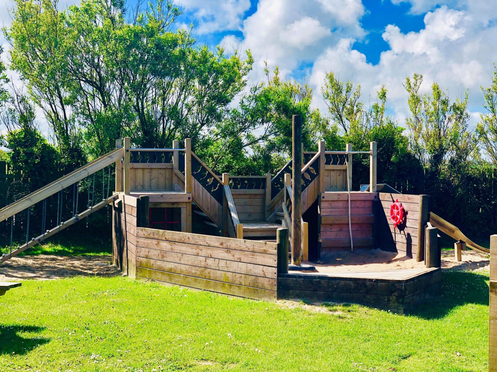Padstow Touring Park Dog Friendly Camping & Caravanning