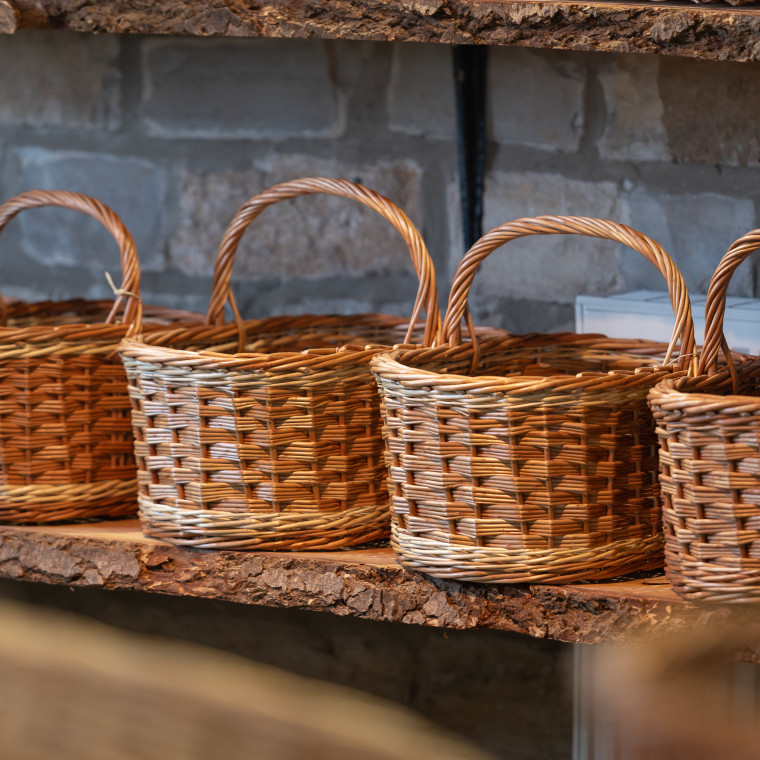 Coates English Willow Baskets - Visitor Centre & Basket Makers