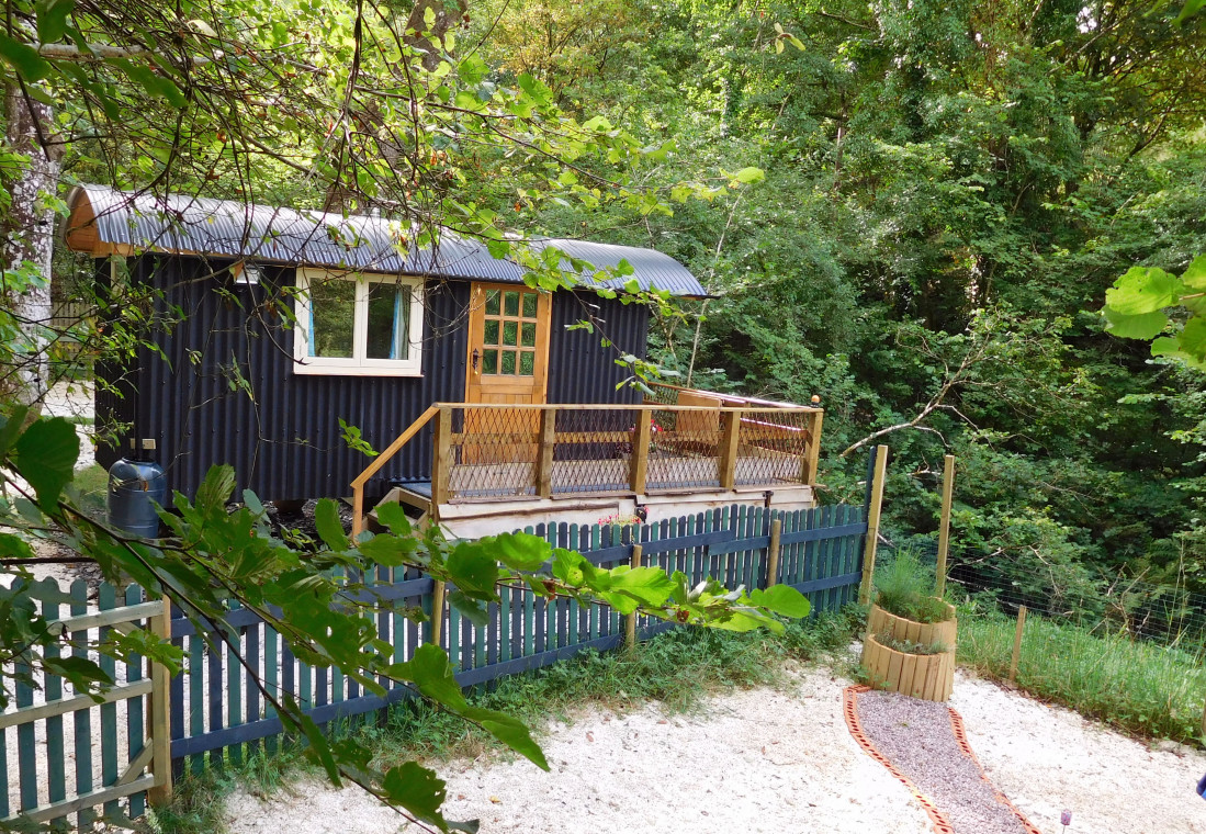 Raven's Retreat Dog Friendly Cottages & Self Catering