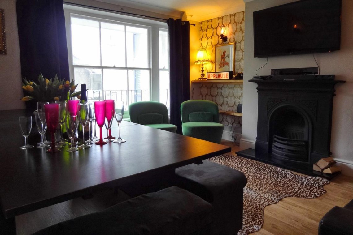 Crown Gardens Dog Friendly Cottages & Self Catering