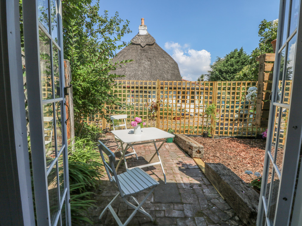 Old Beams Lodge Dog Friendly Cottages & Self Catering