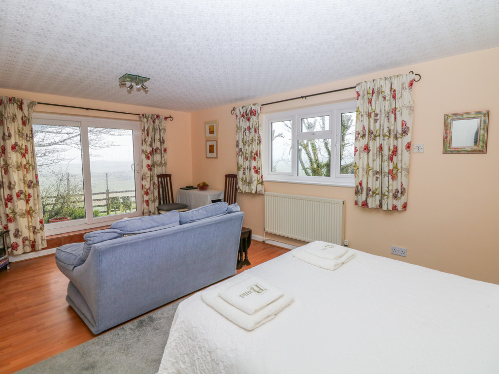 Bretton Mount Studio Flat Dog Friendly Cottages Self Catering