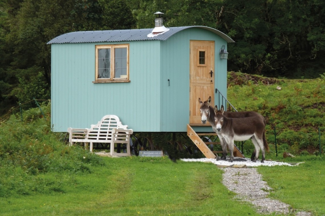 Skye Shepherd Huts Dog Friendly Hotels / B&B