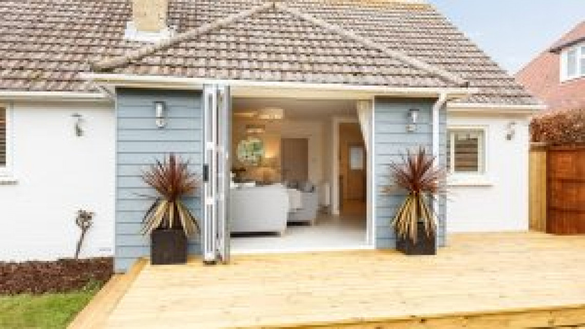 Mudeford Beach Cottage Dog Friendly Cottages & Self Catering