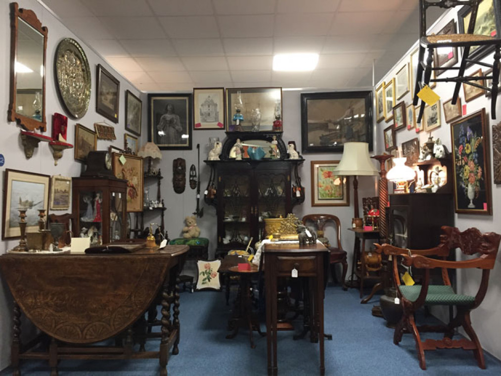 The Warehouse Antiques Collectables Dog Friendly Shop The Warehouse Antiques Collectables Dog Friendly Shop