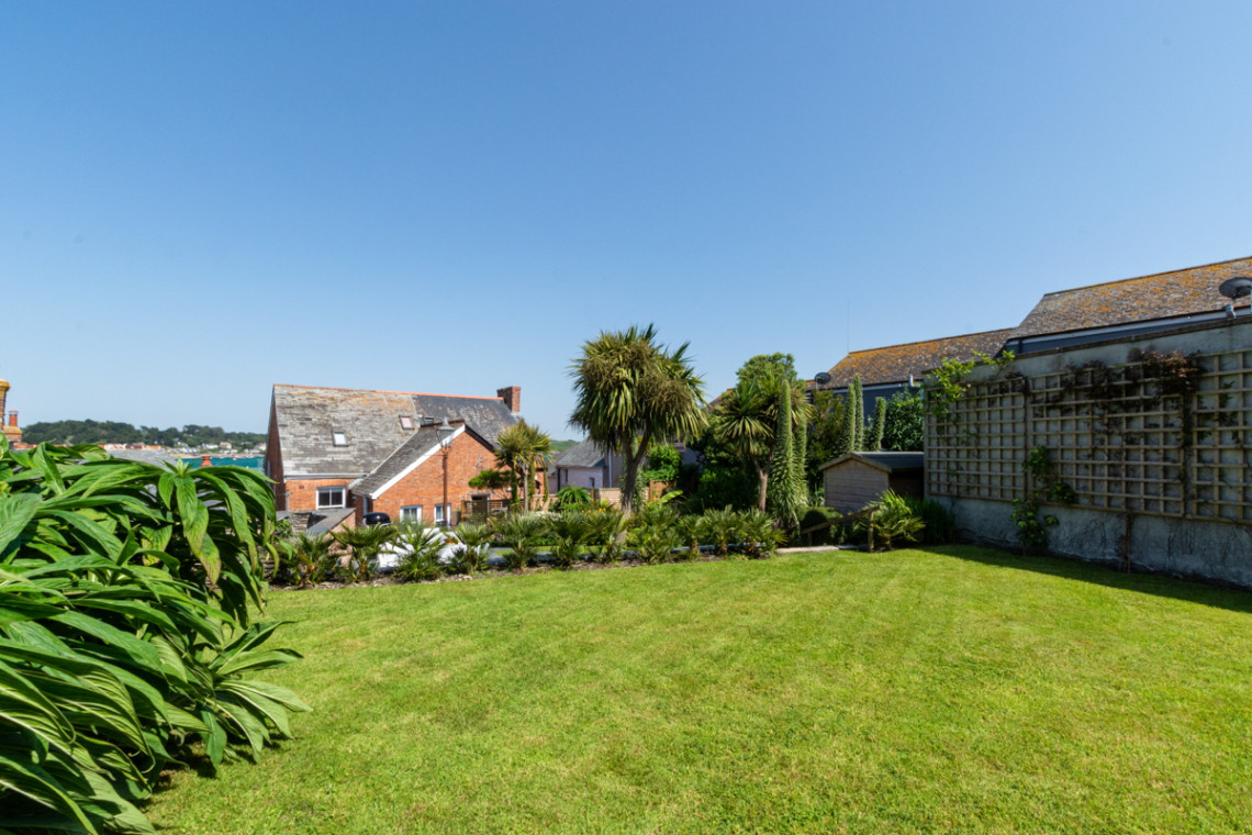 Padstow House Dog Friendly Cottages & Self Catering